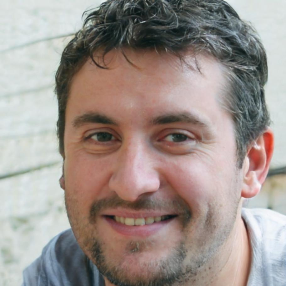 Portrait de Thibaud Mespoulhé